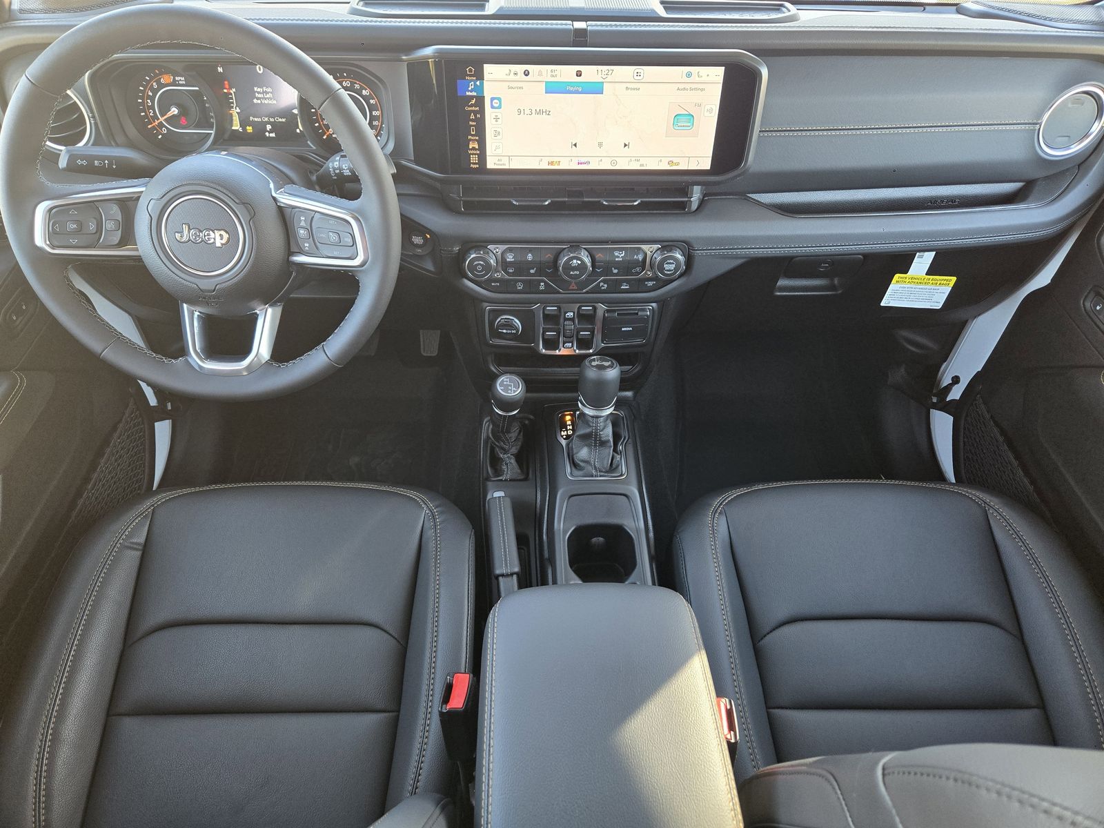 New 2026 Bright White Jeep 4-DOOR SAHARA image 25