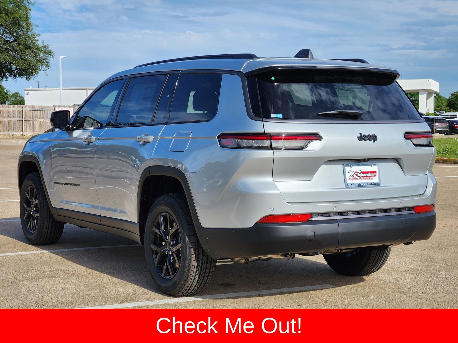 New 2026 Silver Zynith Jeep L LAREDO ALTITUDE 4X2 image 4