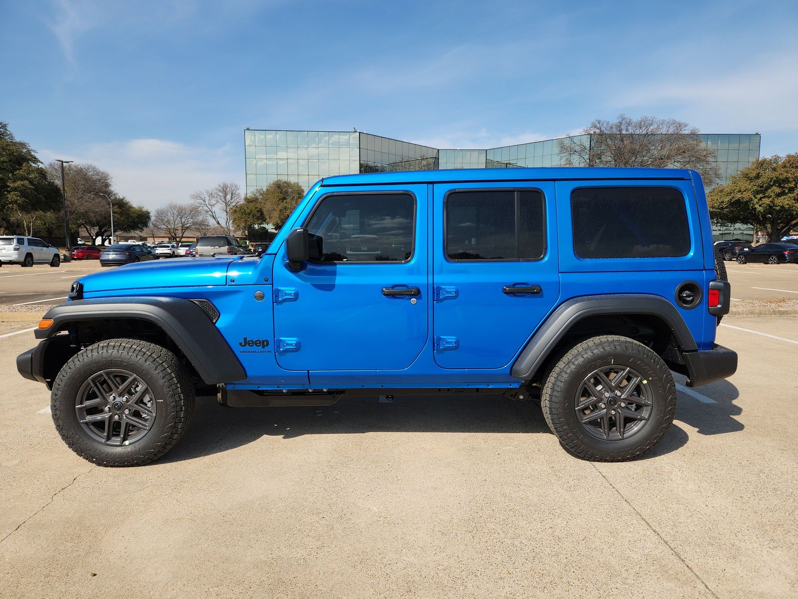 New 2026 Hydro Blue Pearlcoat Jeep 4-DOOR SPORT S image 3