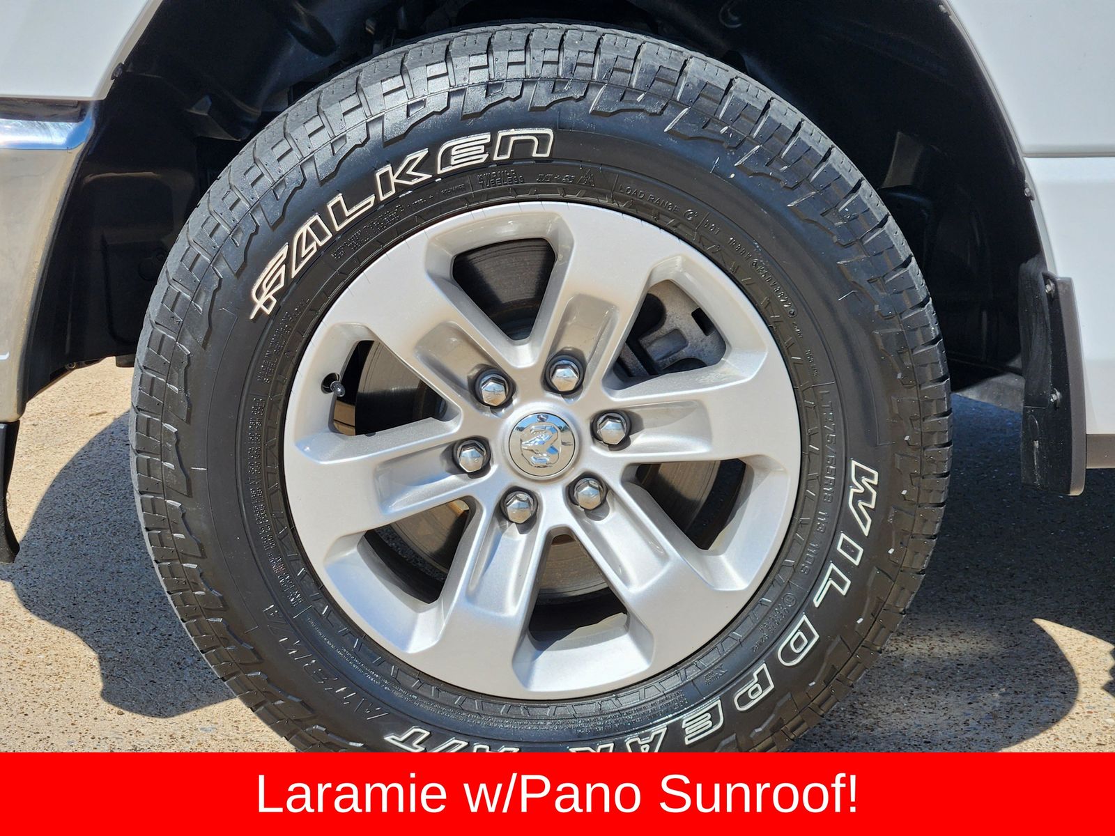 Used 2023 Bright White Ram Laramie image 22
