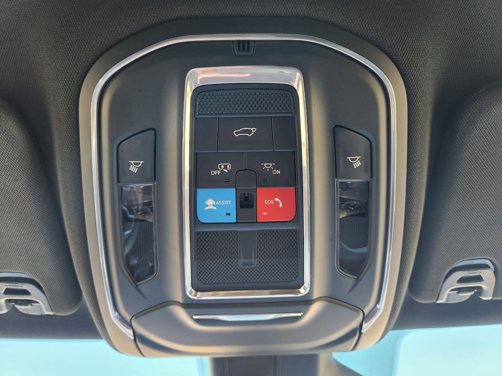 Used 2022 Velvet Red Pearlcoat Jeep Series II image 32