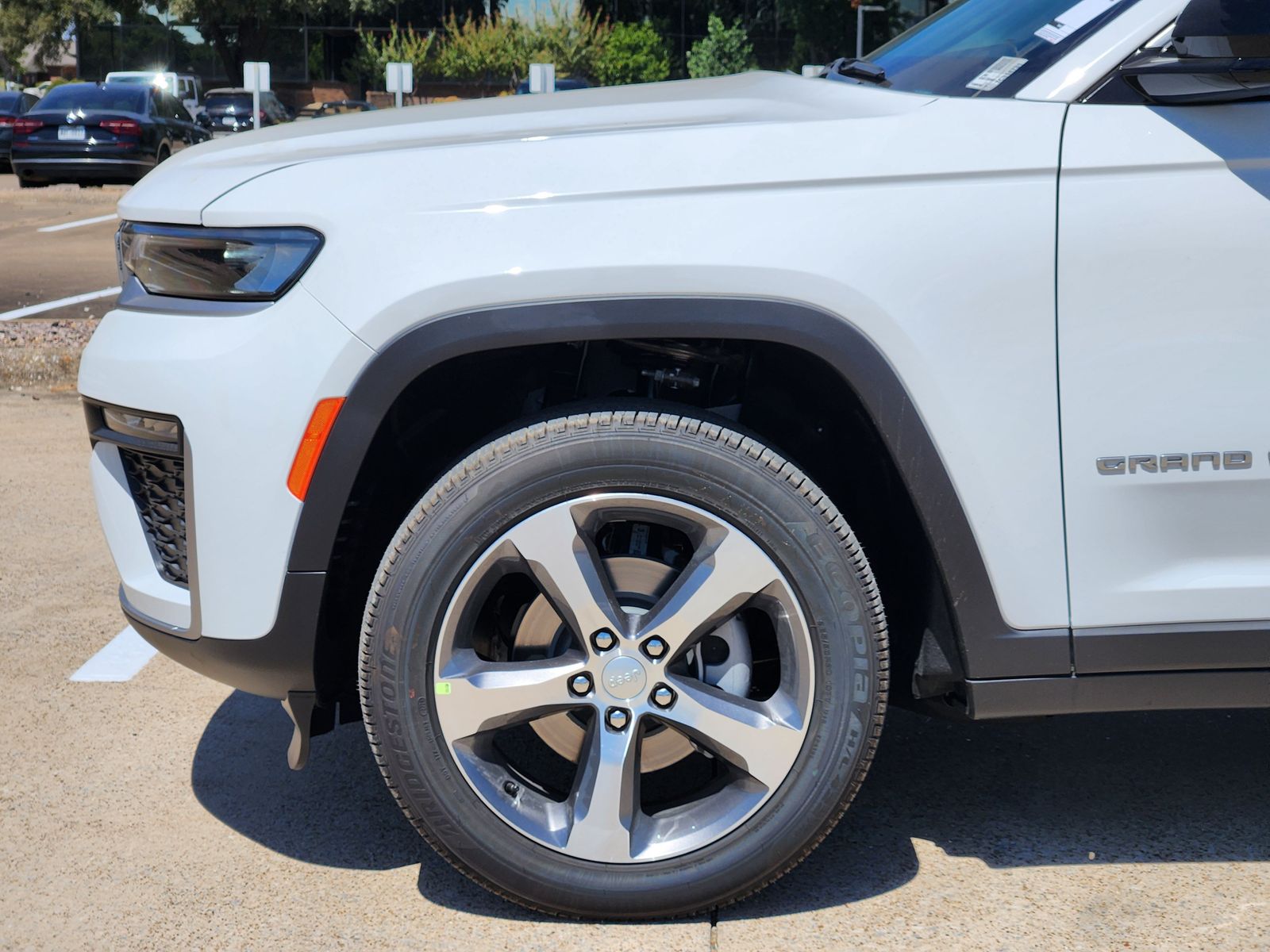 New 2026 Bright White Jeep LIMITED 4X4 image 12