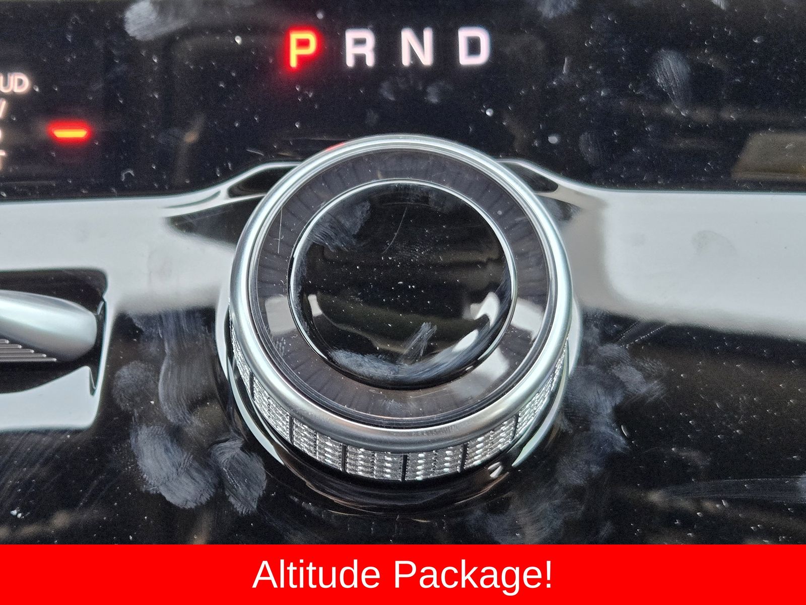 New 2026 Diamond Black Crystal Pearlcoat Jeep LAREDO ALTITUDE 4X4 image 26