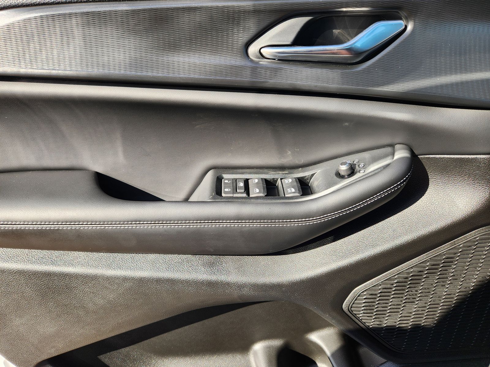 New 2026 Bright White Jeep LAREDO X 4X2 image 31