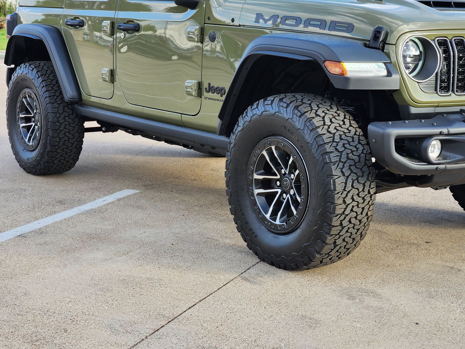 New 2026 41 Jeep 4-DOOR MOAB 392 image 11