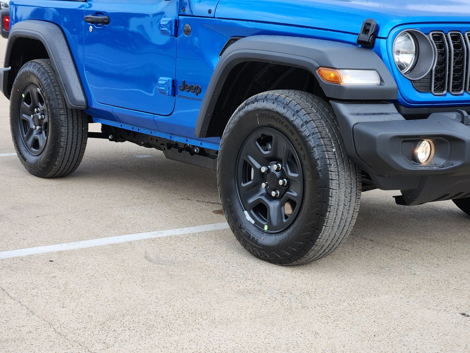 New 2026 Hydro Blue Pearlcoat Jeep 2-DOOR SPORT image 11