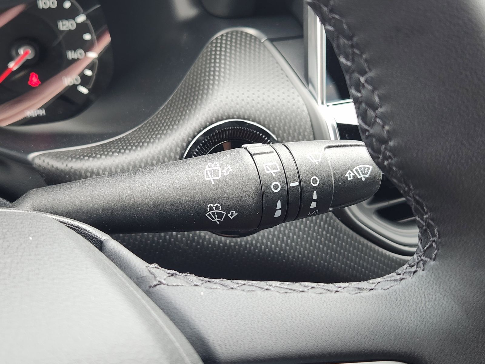 New 2026 Red Hot Pearlcoat Jeep LATITUDE ALTITUDE 4X4 image 39