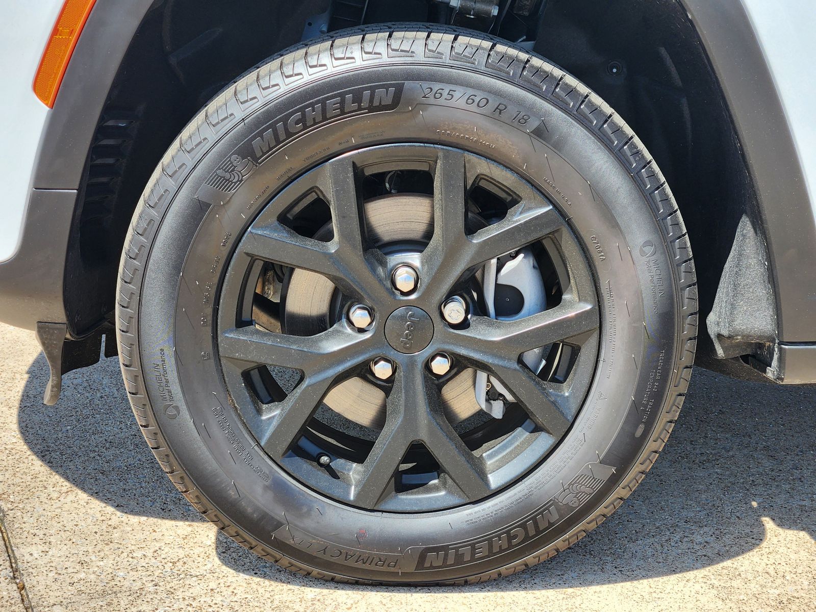 New 2026 Bright White Jeep LAREDO ALTITUDE 4X2 image 19
