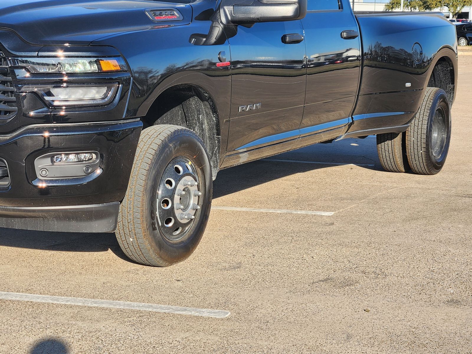 New 2026 Diamond Black Crystal Pearlcoat Ram LONE STAR CREW CAB 4X4 8