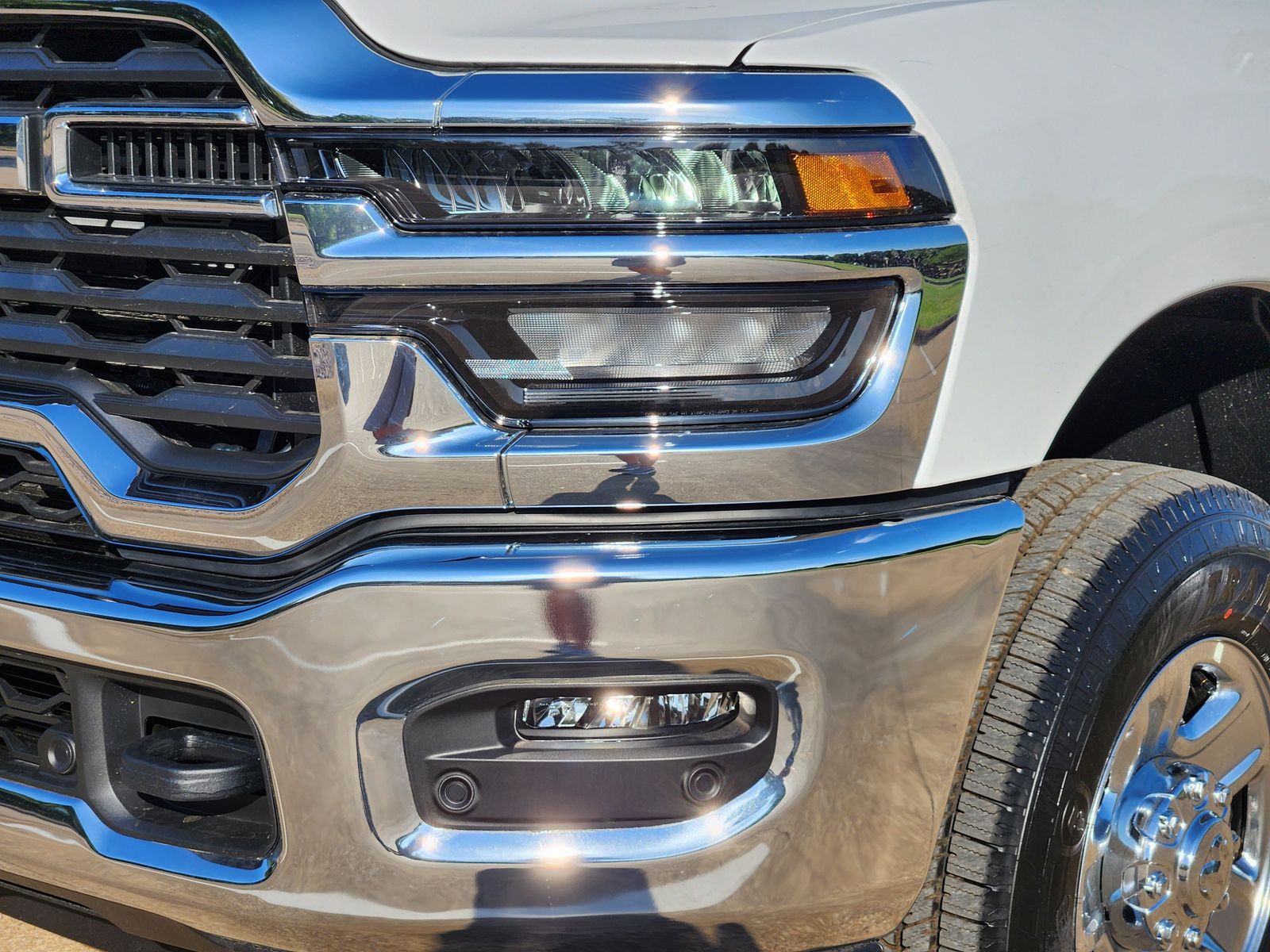 New 2026 Bright White Ram TRADESMAN CREW CAB 4X4 6