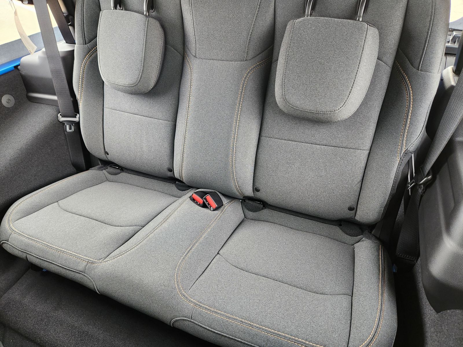 New 2026 Hydro Blue Pearlcoat Jeep 2-DOOR SPORT image 39