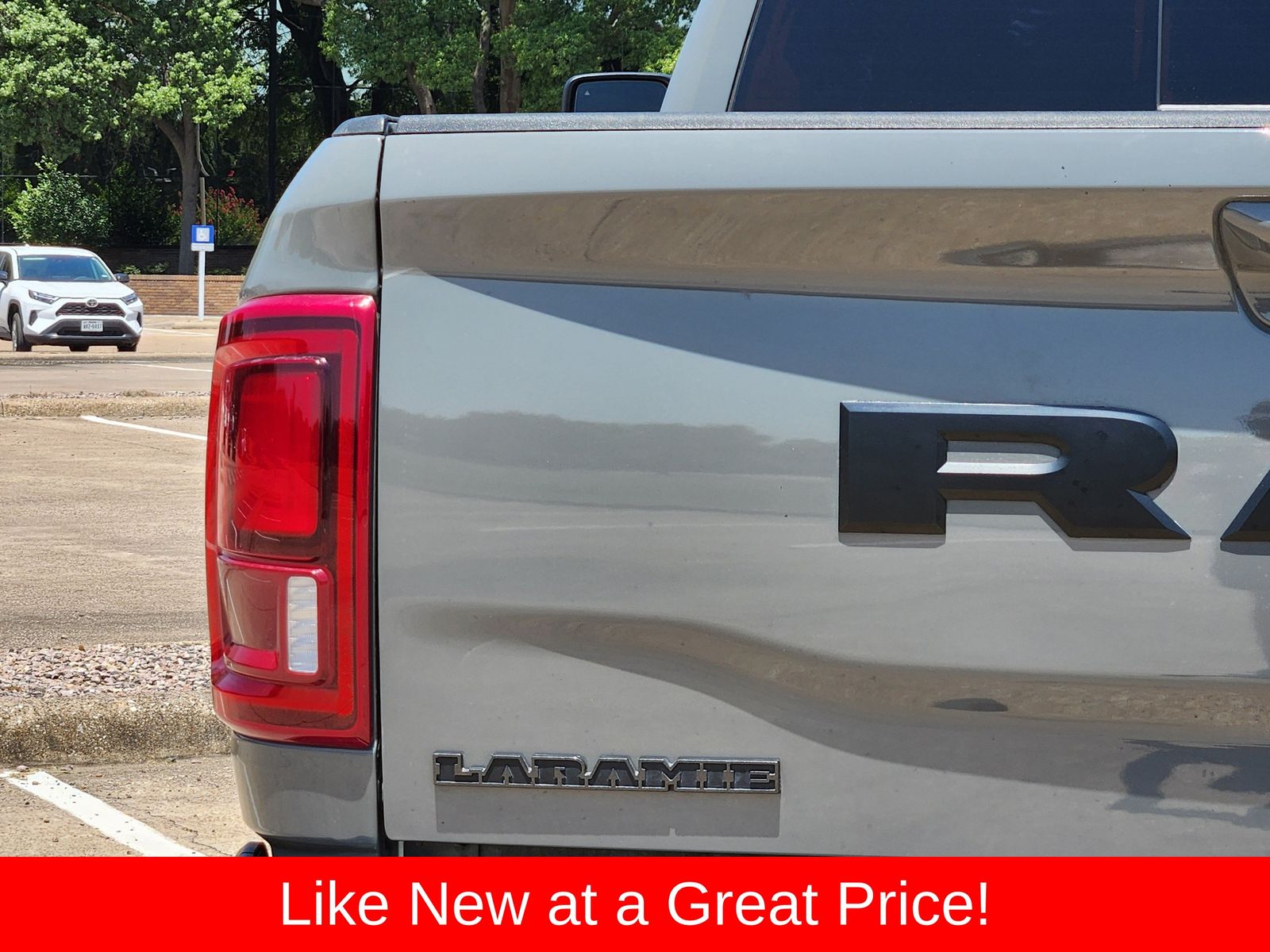 Used 2026 Ceramic Gray Clearcoat Ram Laramie image 15