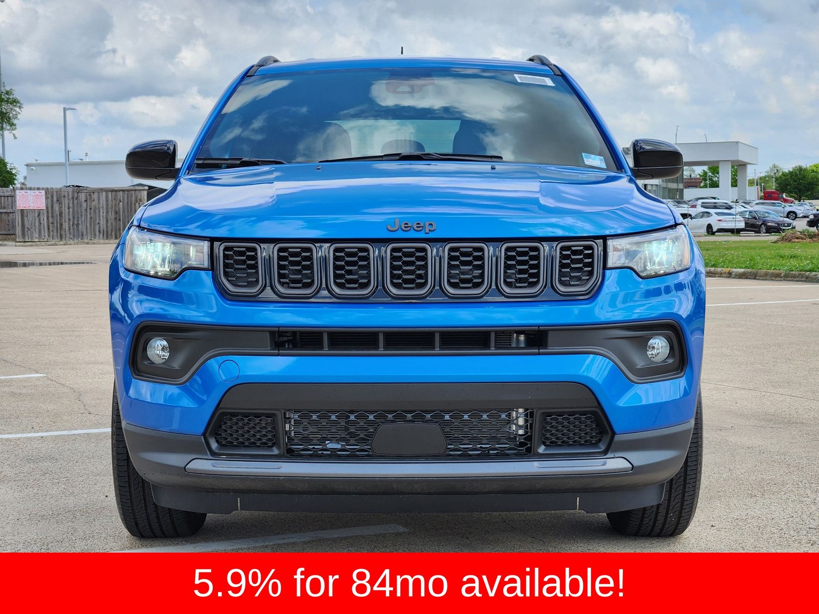 New 2026 Hydro Blue Pearlcoat Jeep LATITUDE ALTITUDE 4X4 image 7