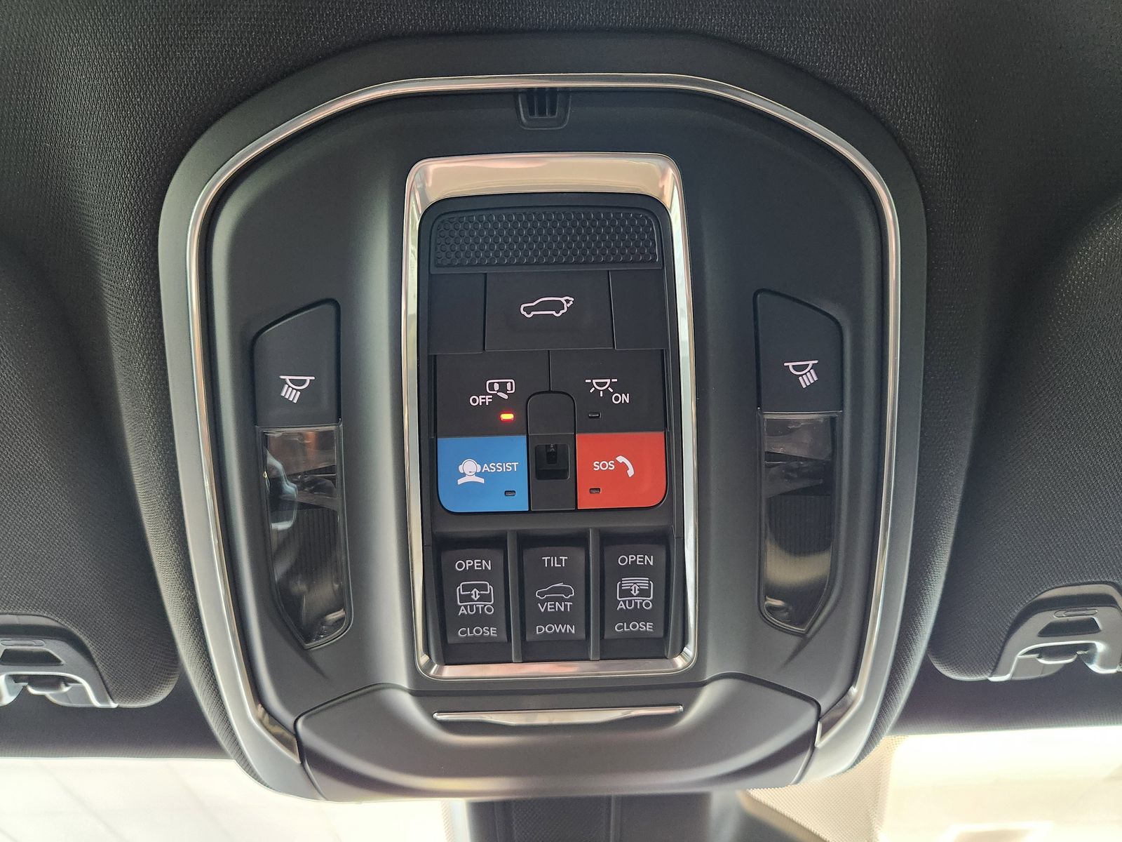 New 2026 Bright White Jeep LIMITED RESERVE 4X4 image 31