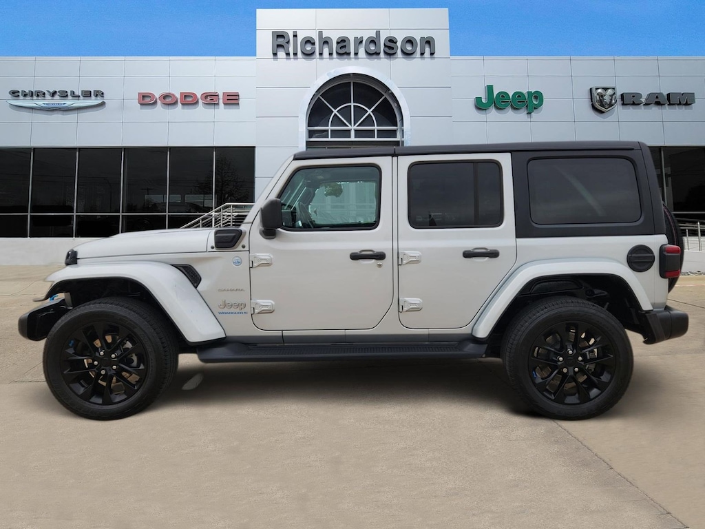 Used 2023 Jeep Wrangler 4xe Sahara SUV
