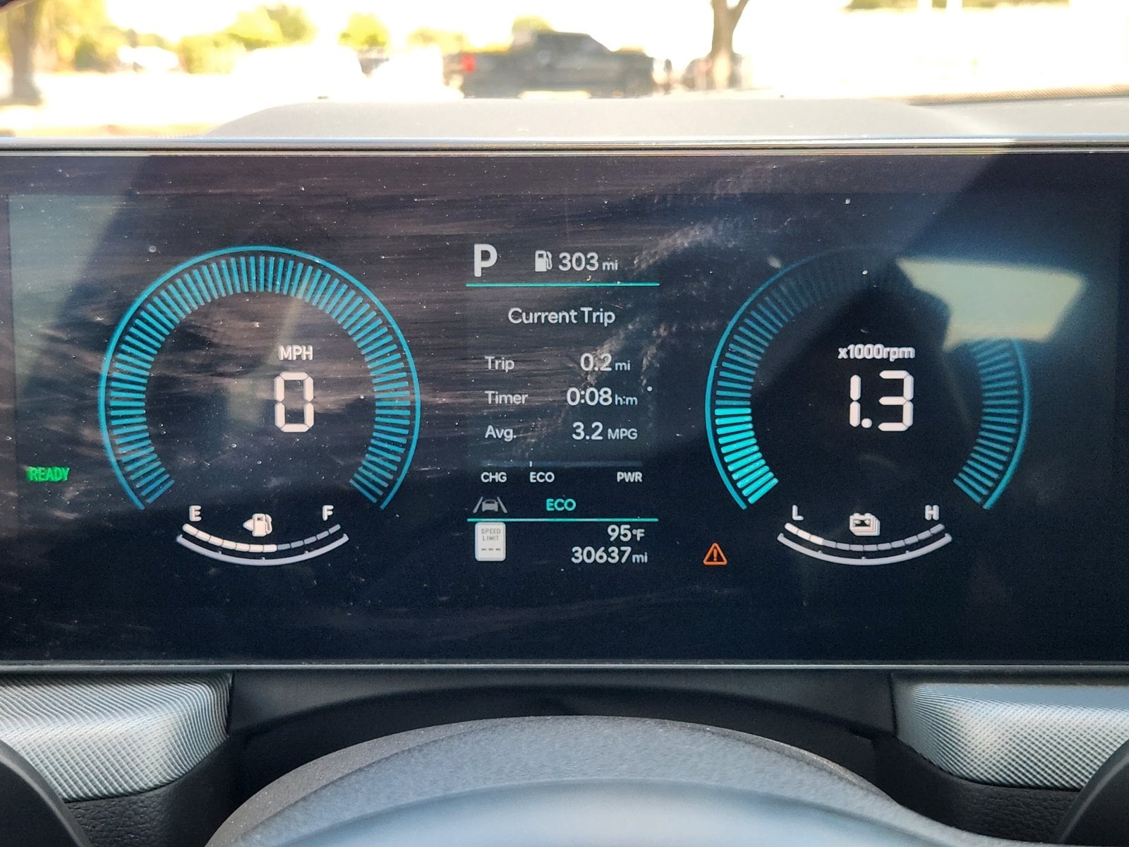 Used 2025 Serenity White Hyundai SEL image 32