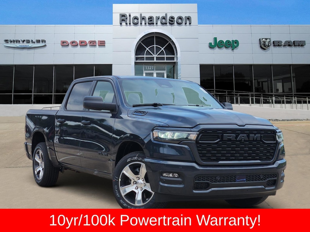 New 2026 Ram 1500 EXPRESS CREW CAB 4X2 5'7 BOX Pickup
