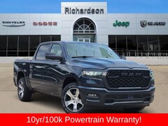 2026 Ram 1500 EXPRESS CREW CAB 4X2 5'7 BOX Pickup