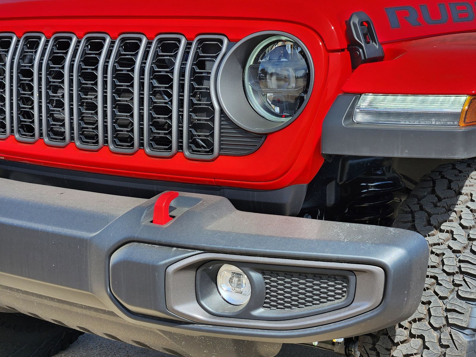 New 2026 Firecracker Red Jeep 4-DOOR RUBICON image 10