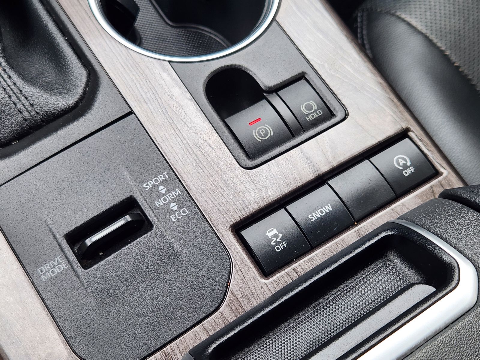 Used 2020 Celestial Silver Toyota Limited image 29