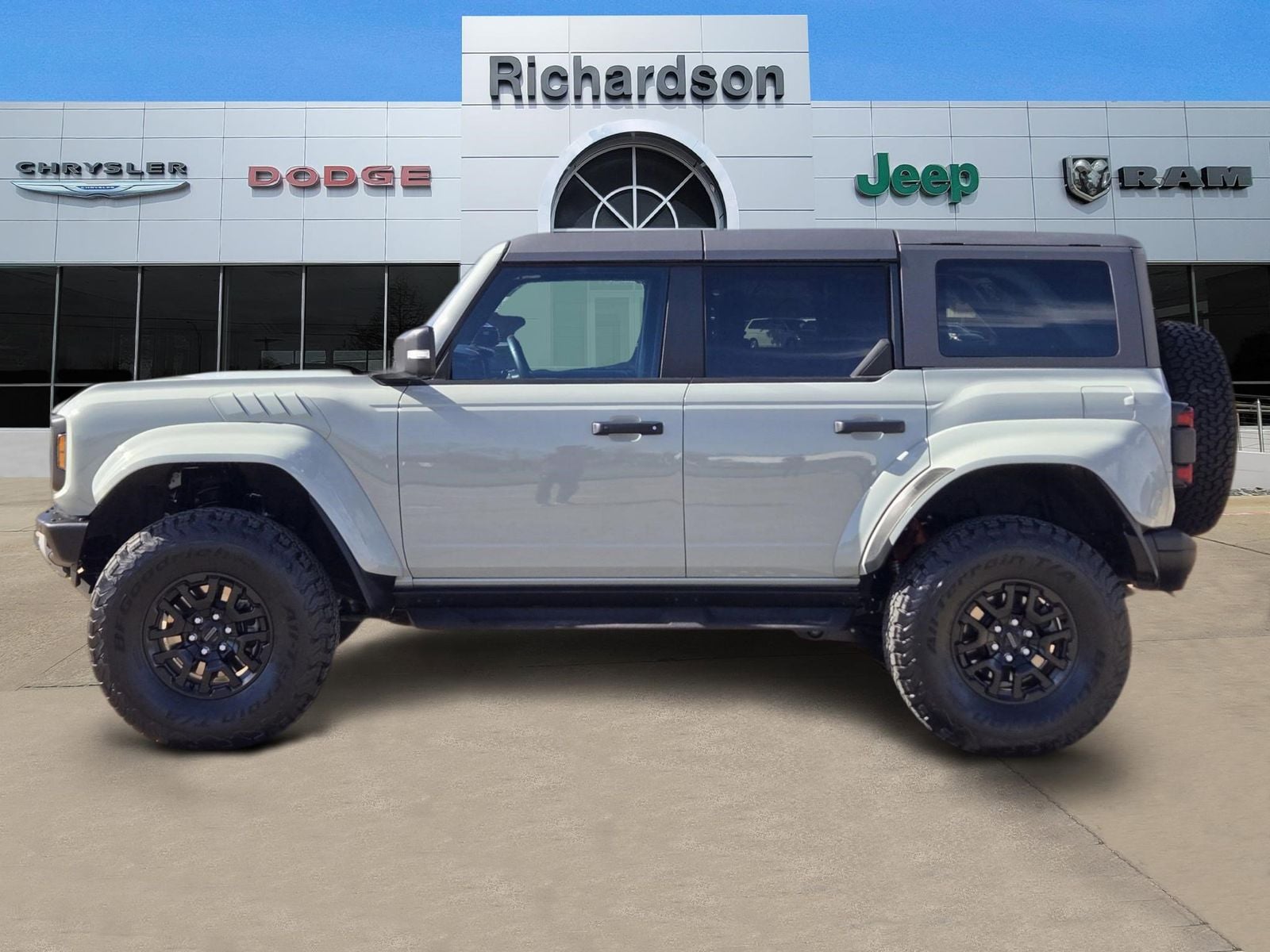 Used 2024 Cactus Ford Raptor image 3