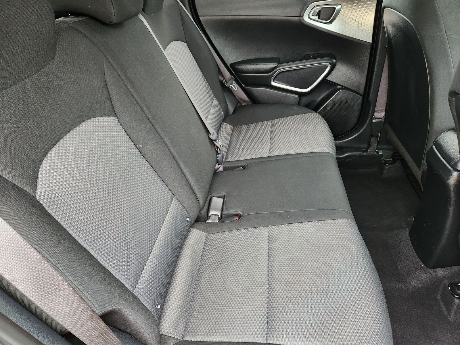 Used 2022 Gravity Gray Kia LX image 39