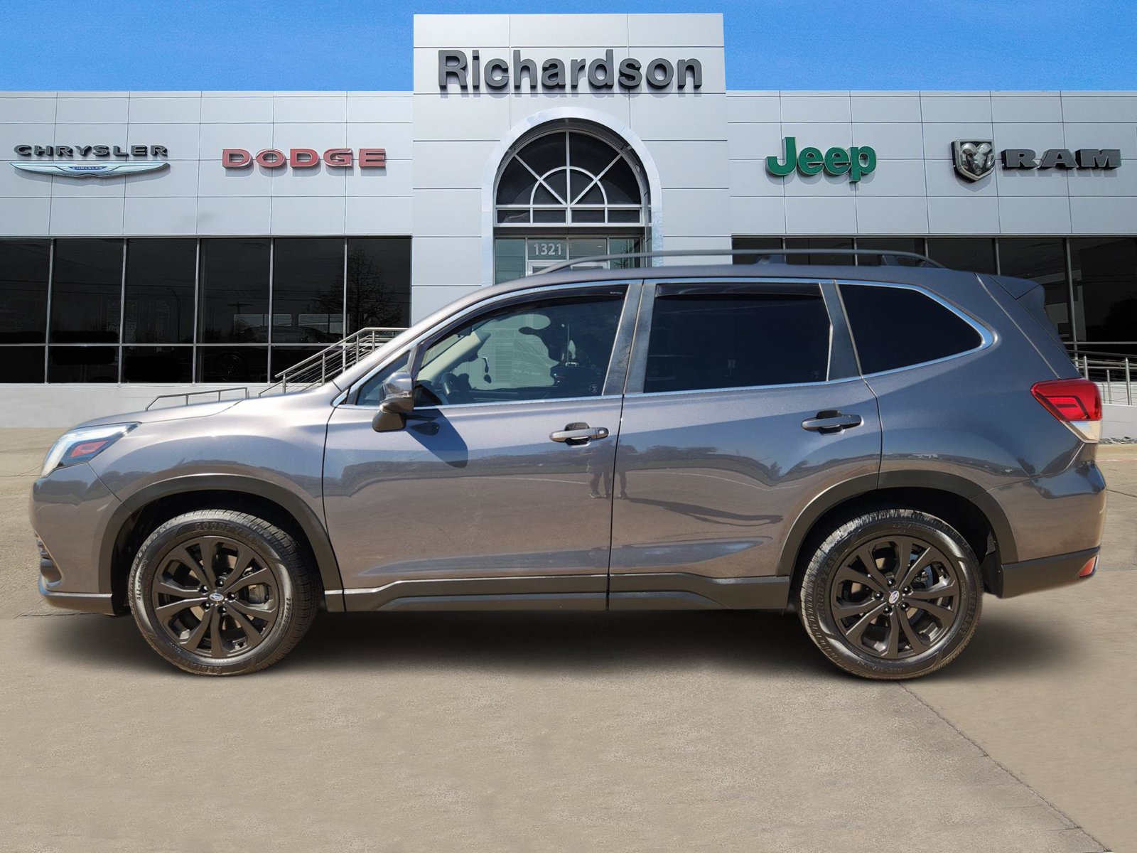 Used 2023 Subaru Forester Limited SUV