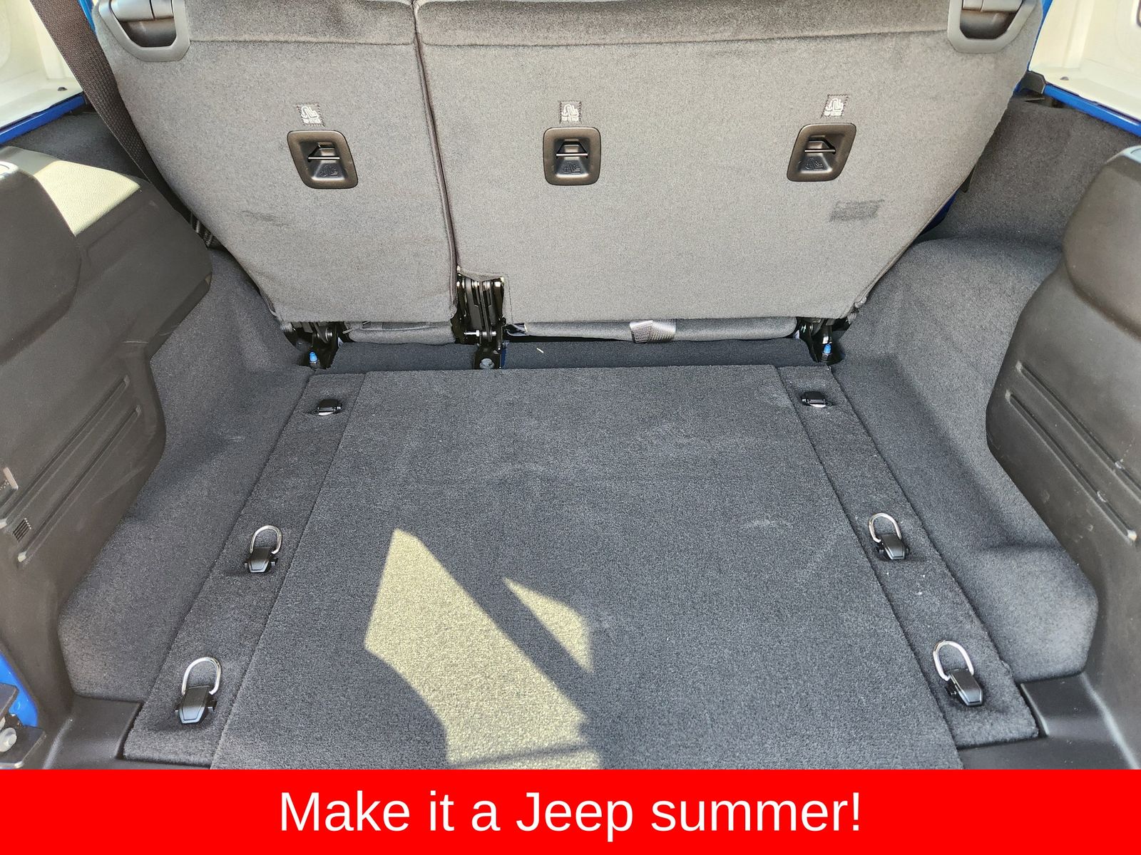 New 2026 Hydro Blue Pearlcoat Jeep 4-DOOR SPORT S image 41
