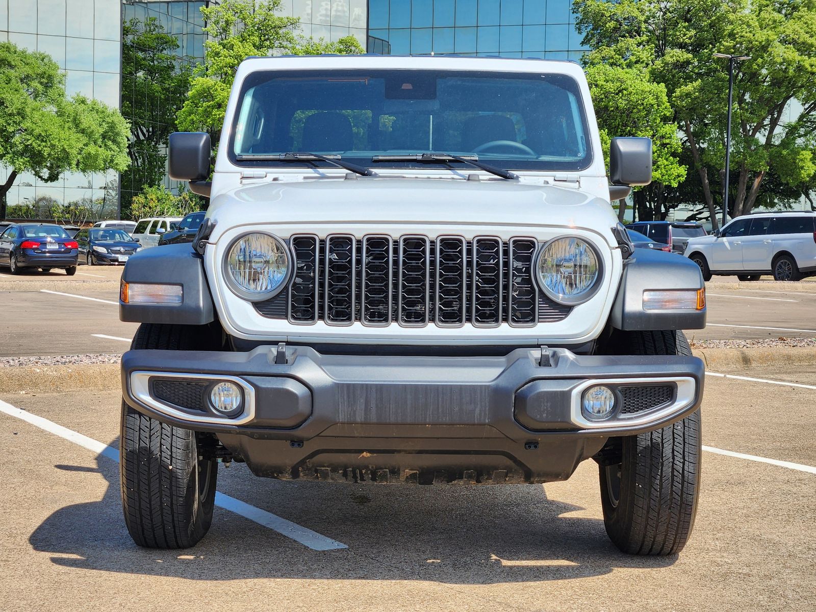 Used 2025 Bright White Jeep Sport image 7