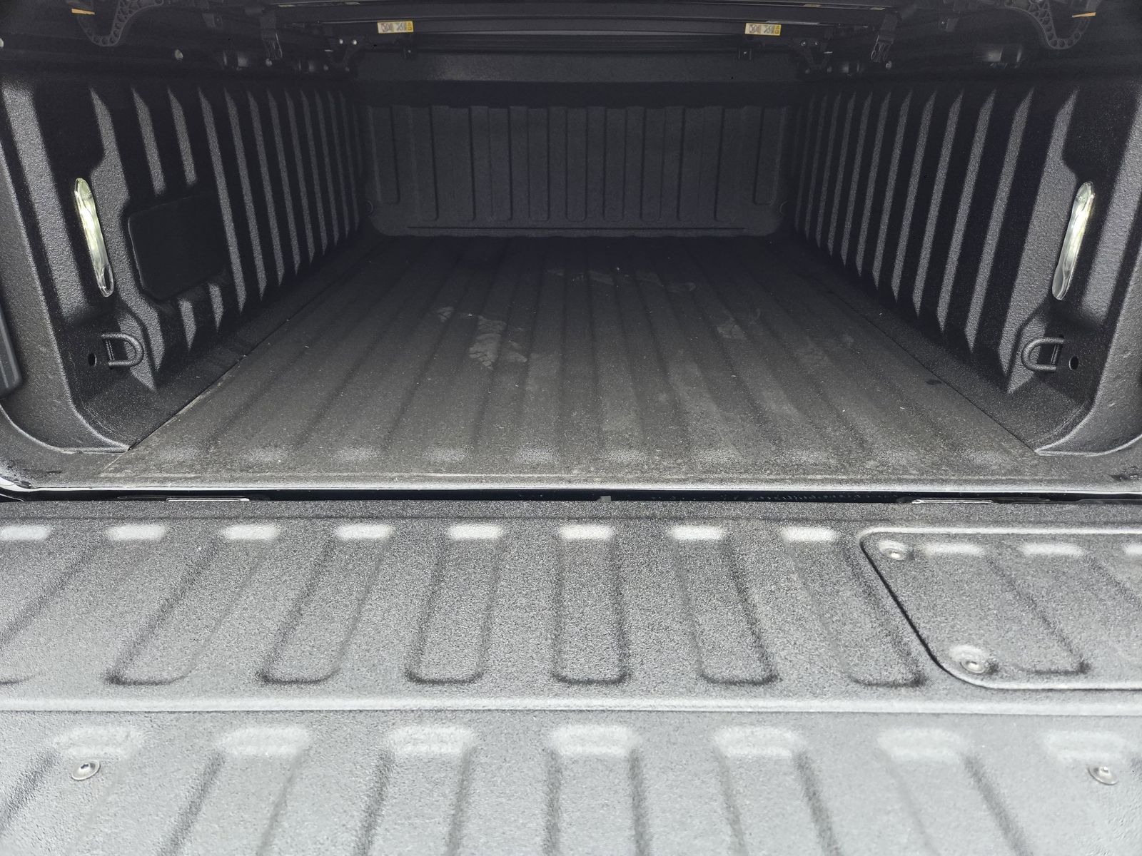 New 2026 Diamond Black Crystal Pearlcoat Ram TUNGSTEN CREW CAB 4X4 image 34