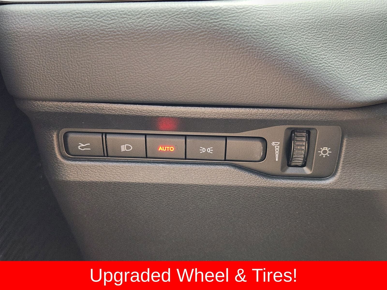 New 2026 Redeye Dodge R/T 4-DOOR AWD image 32