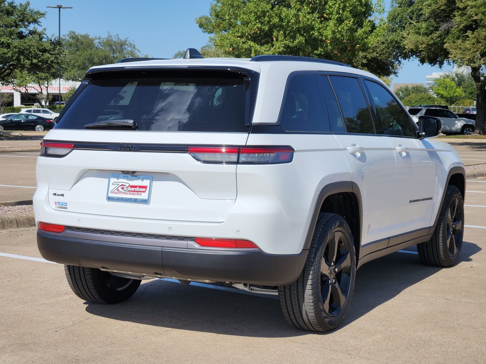 New 2026 Bright White Jeep LIMITED 4X4 image 6
