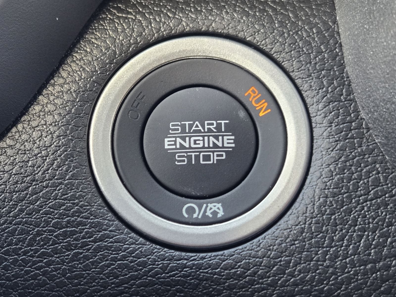 New 2026 Molten Red Pearlcoat Ram TRADESMAN CREW CAB 4X4 6