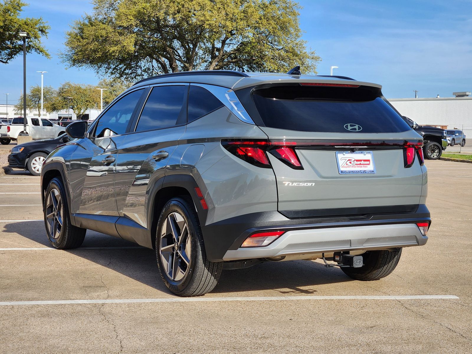 Used 2026 Hampton Gray Hyundai SEL image 4