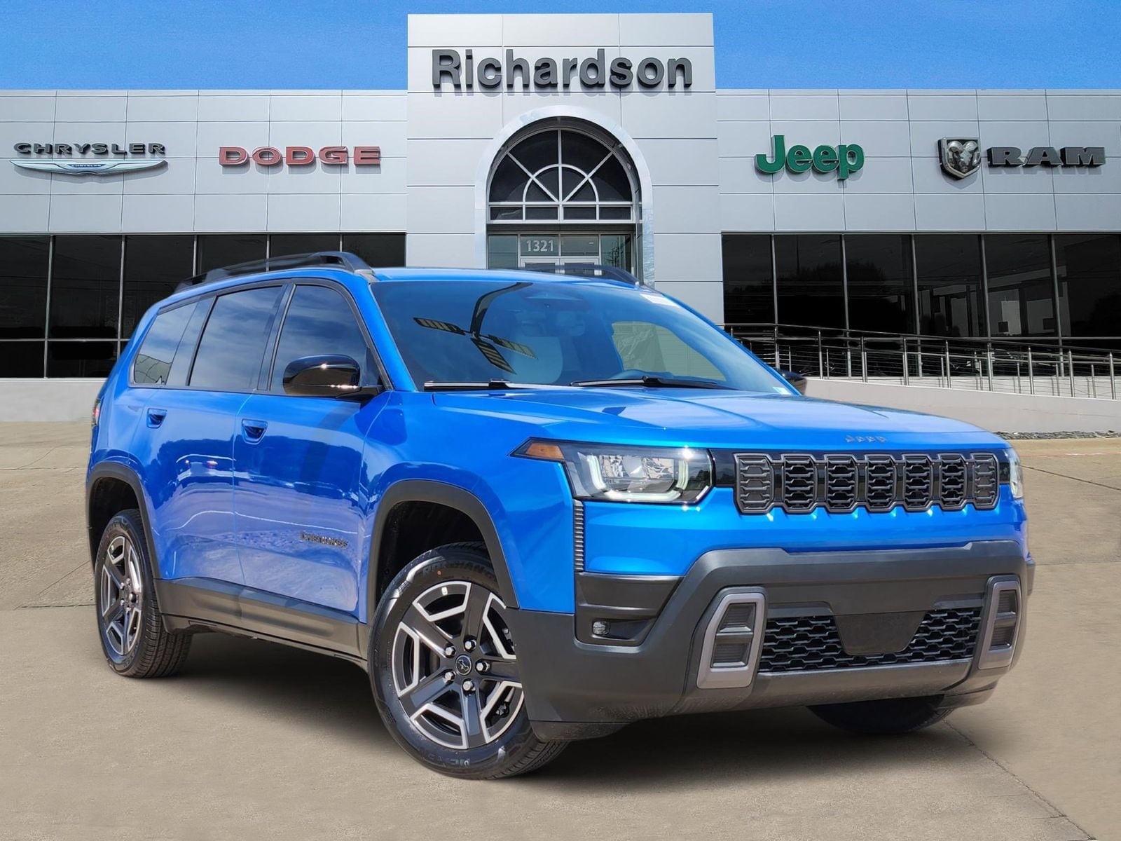 2026 Jeep Cherokee Laredo HEV 4X4's photo