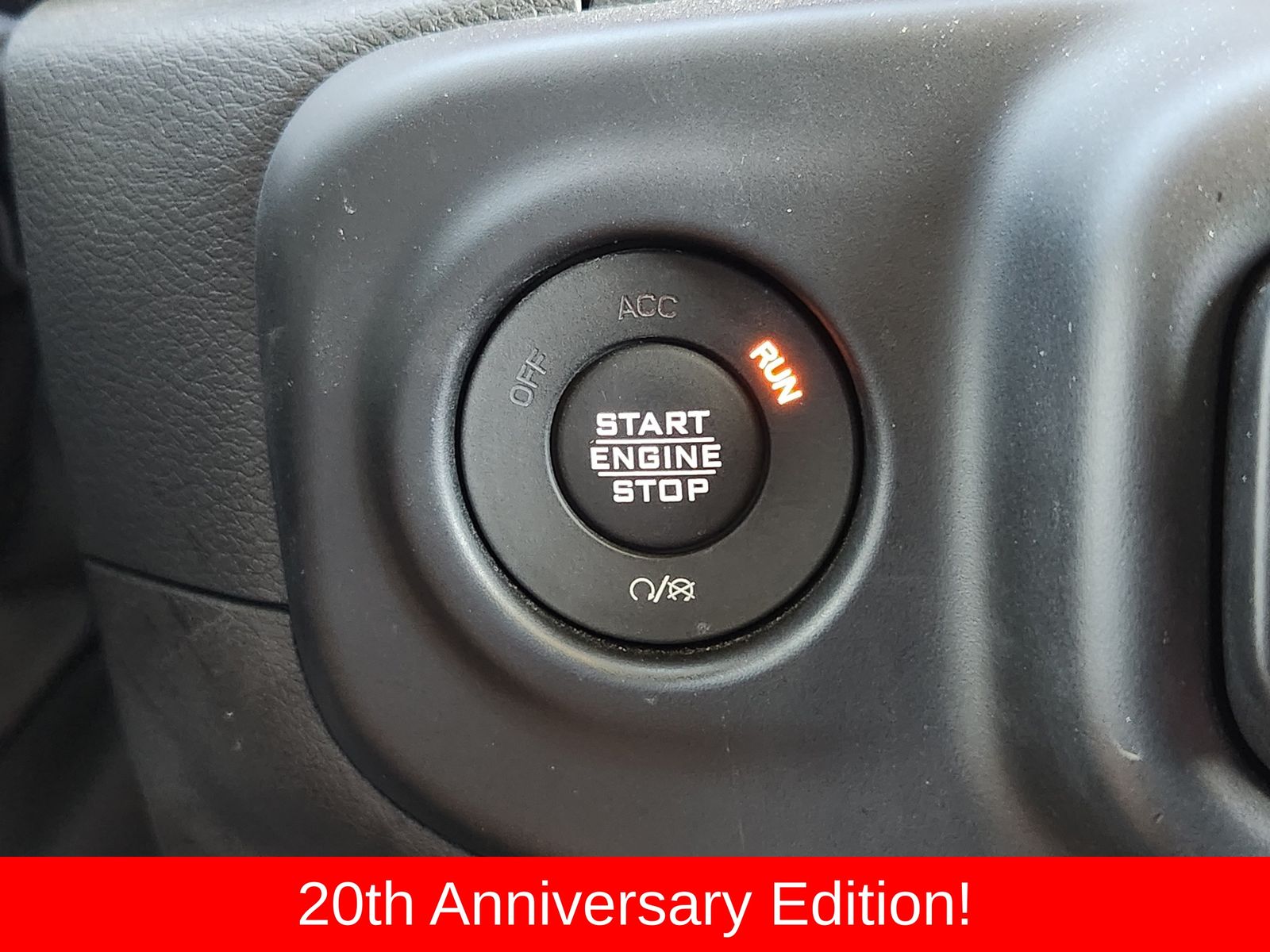 Certified Used 2023 Granite Crystal Jeep Rubicon image 31