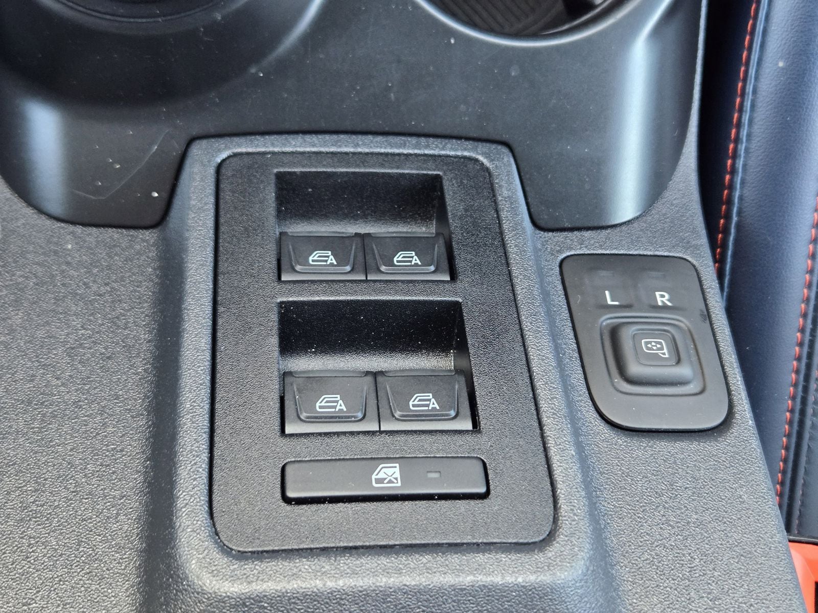 Used 2024 Cactus Ford Raptor image 27