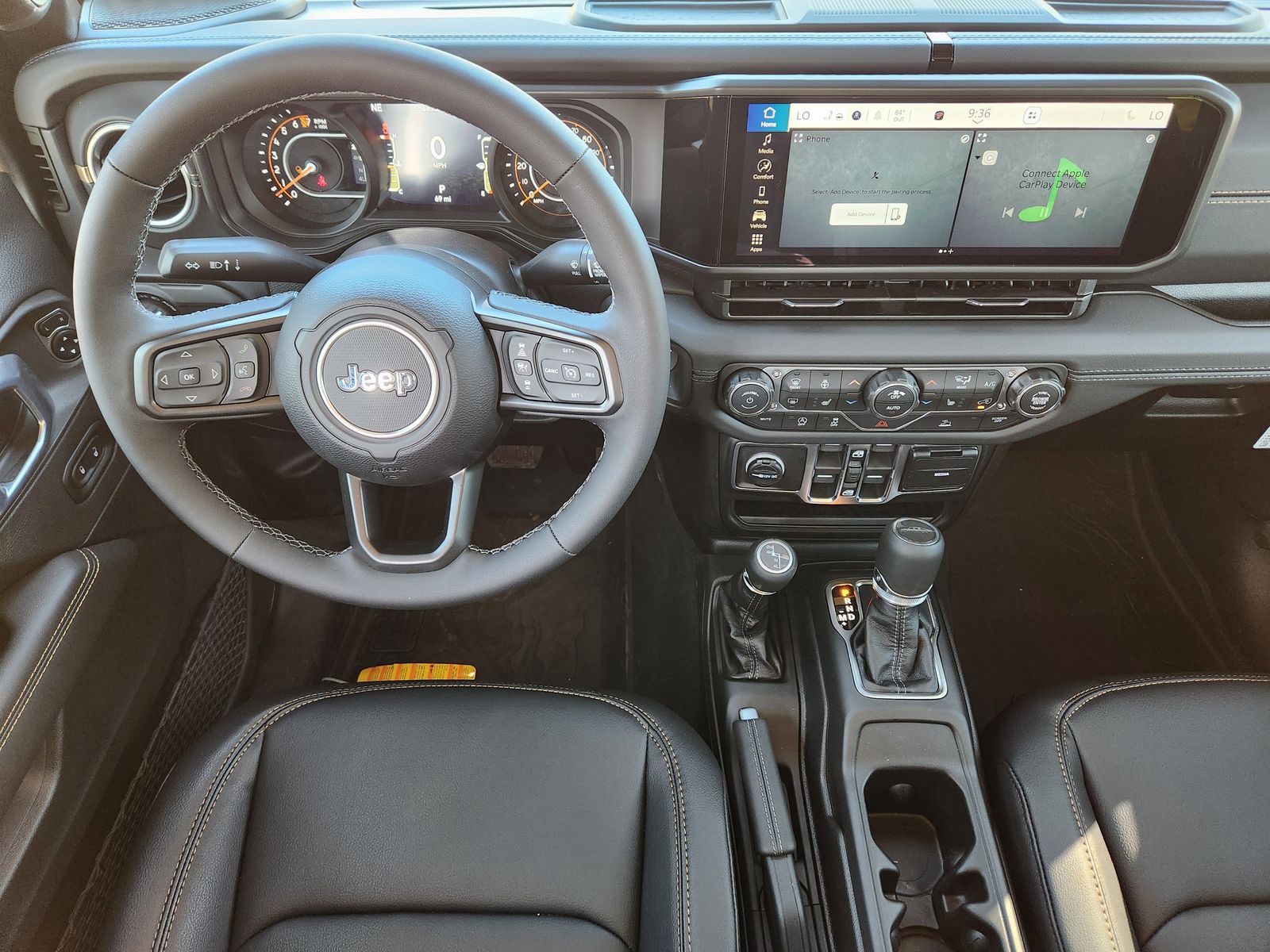 New 2026 Granite Crystal Jeep SAHARA 4X4 image 34