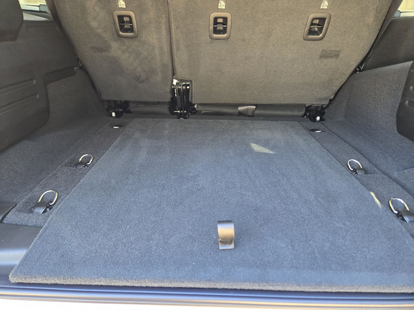 New 2026 Bright White Jeep 4-DOOR SPORT S image 29