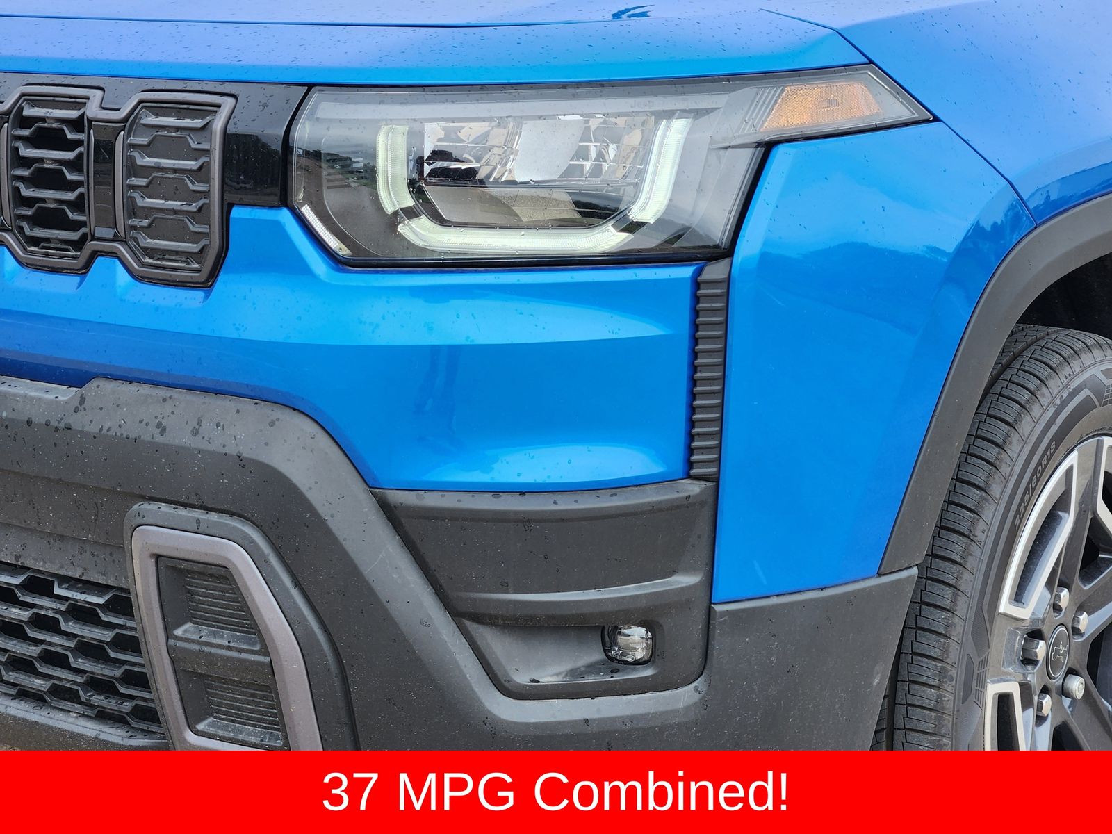 New 2026 Hydro Blue Pearlcoat Jeep LAREDO 4X4 image 10