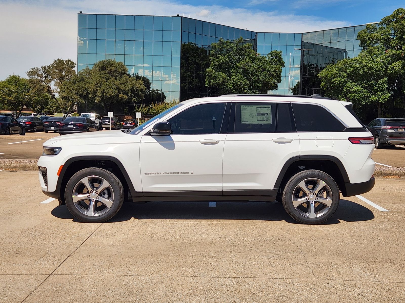 New 2026 Bright White Jeep LIMITED 4X4 image 3