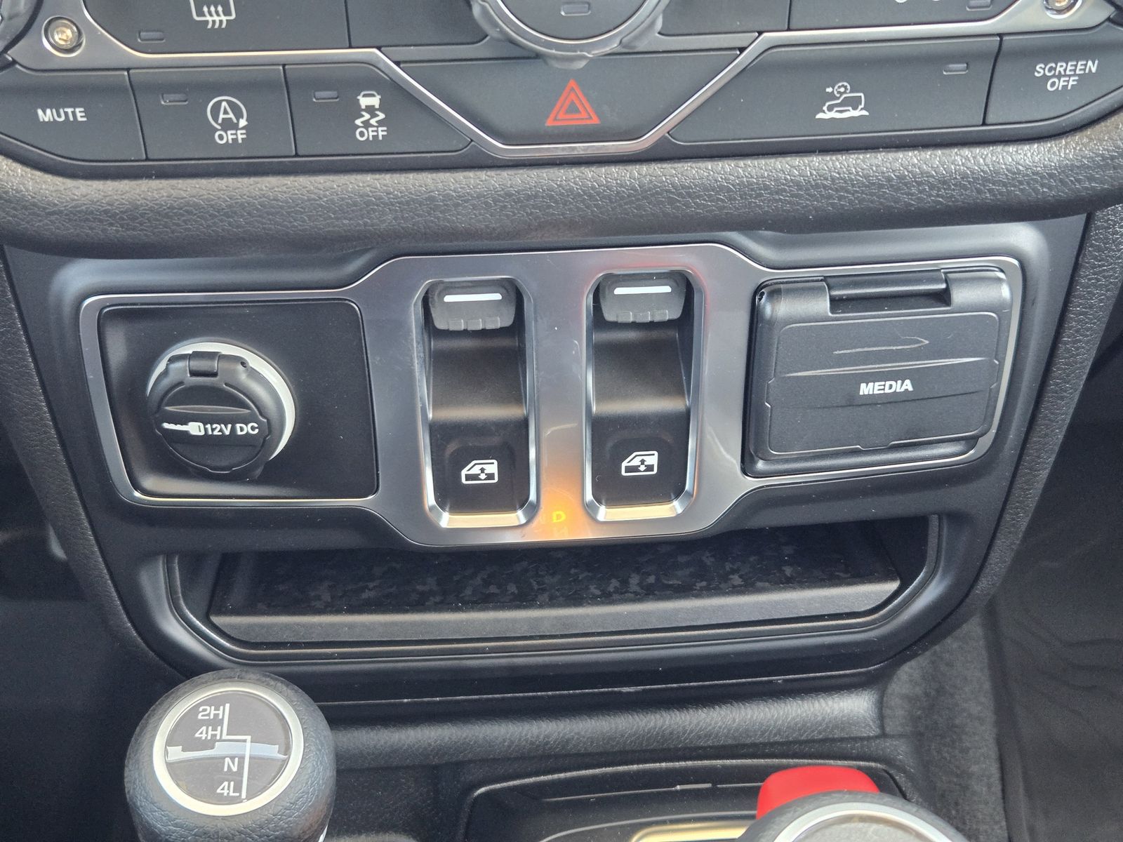 New 2026 Bright White Jeep 2-DOOR SPORT image 20