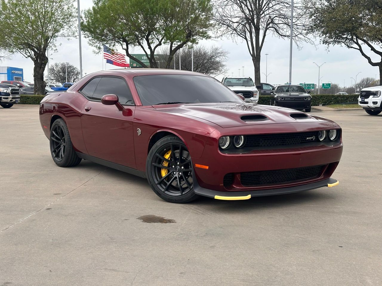 Octane Red Pearlcoat 2023 Dodge Challenger SRT Hellcat Jailbreak RWD Coupe Rear-Wheel Drive 8-Speed Automatic