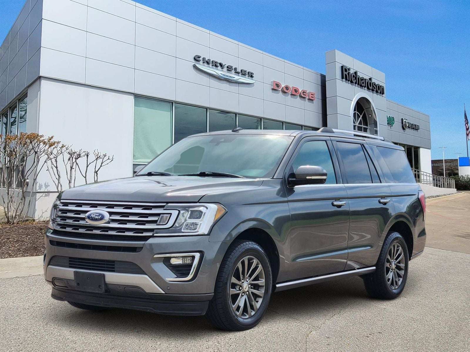 Used 2020 Magnetic Ford Limited image 2