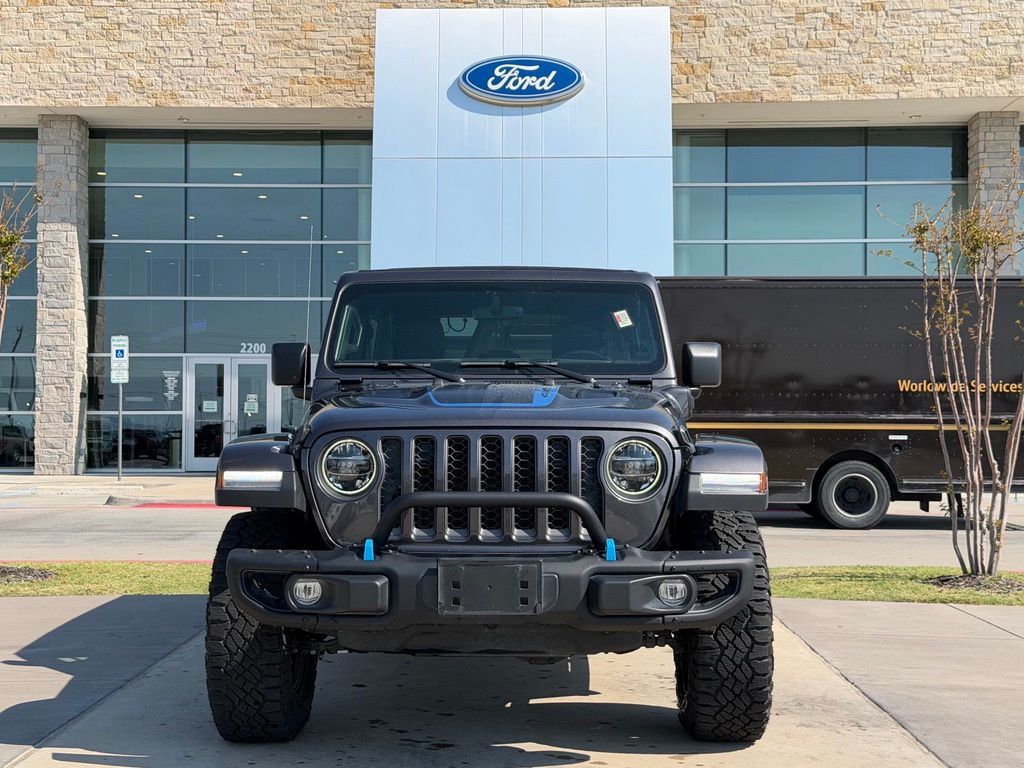 Used 2022 Granite Crystal Jeep Rubicon image 2
