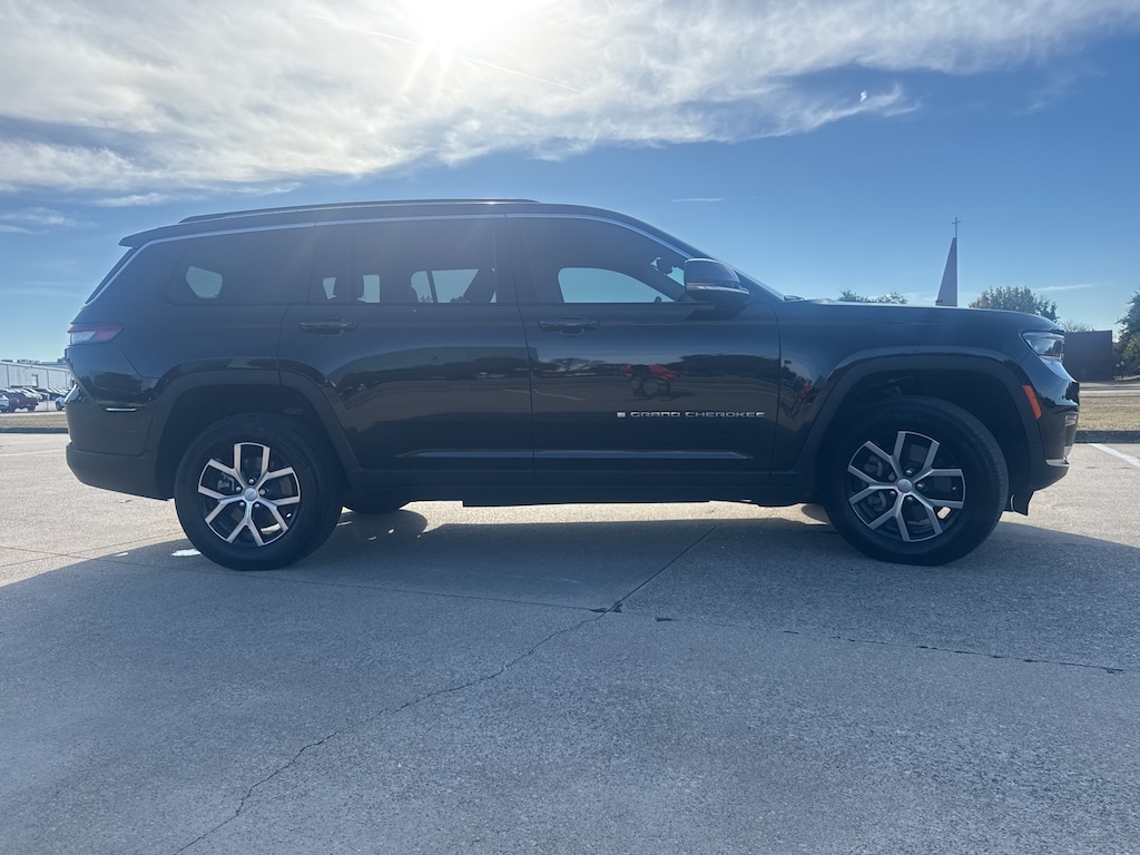Used 2023 Jeep Grand Cherokee L Limited SUV