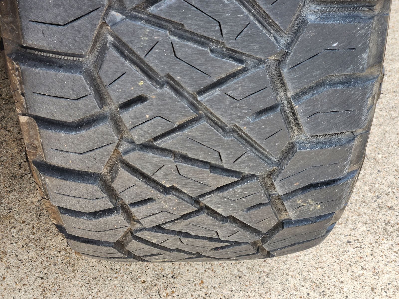 Used 2023 Granite Crystal Ram Limited image 17