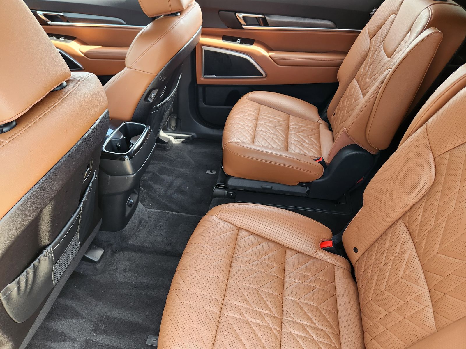 Used 2025 Glacial White Pearl Kia EX image 42