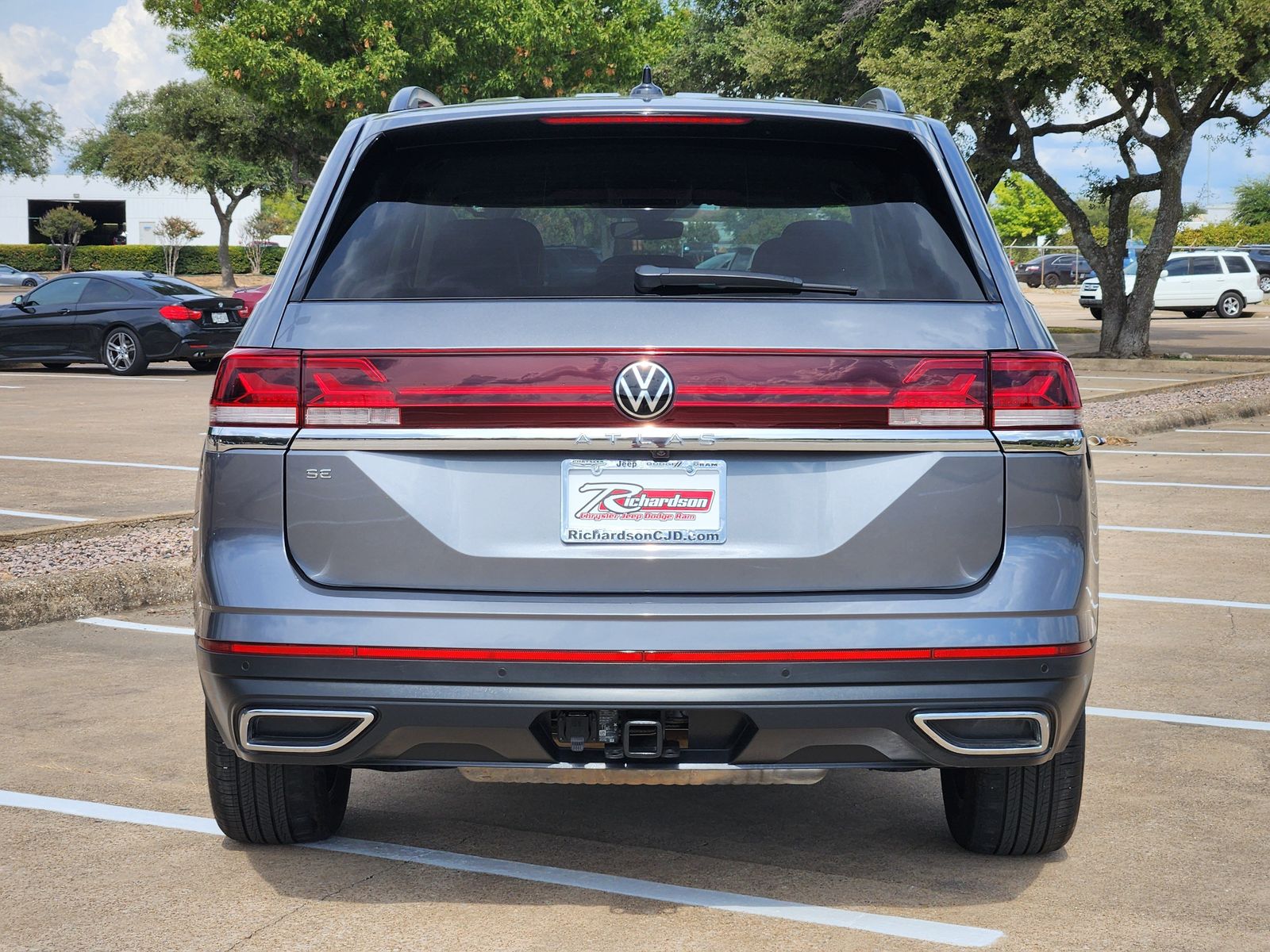 Used 2025 Deep Black Pearl Volkswagen 2.0T SE w/Technology image 5