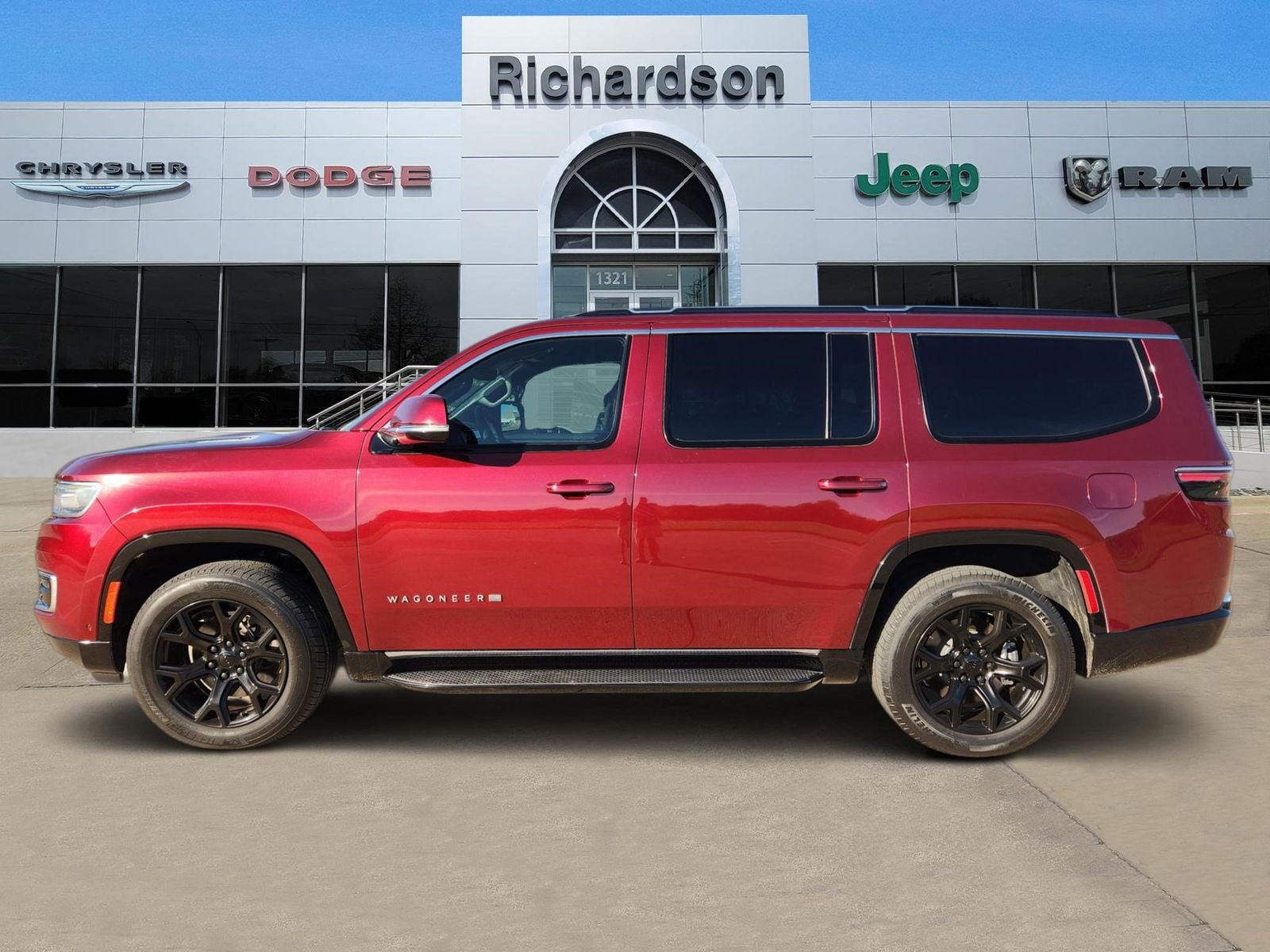 Used 2022 Velvet Red Pearlcoat Jeep Series II image 3